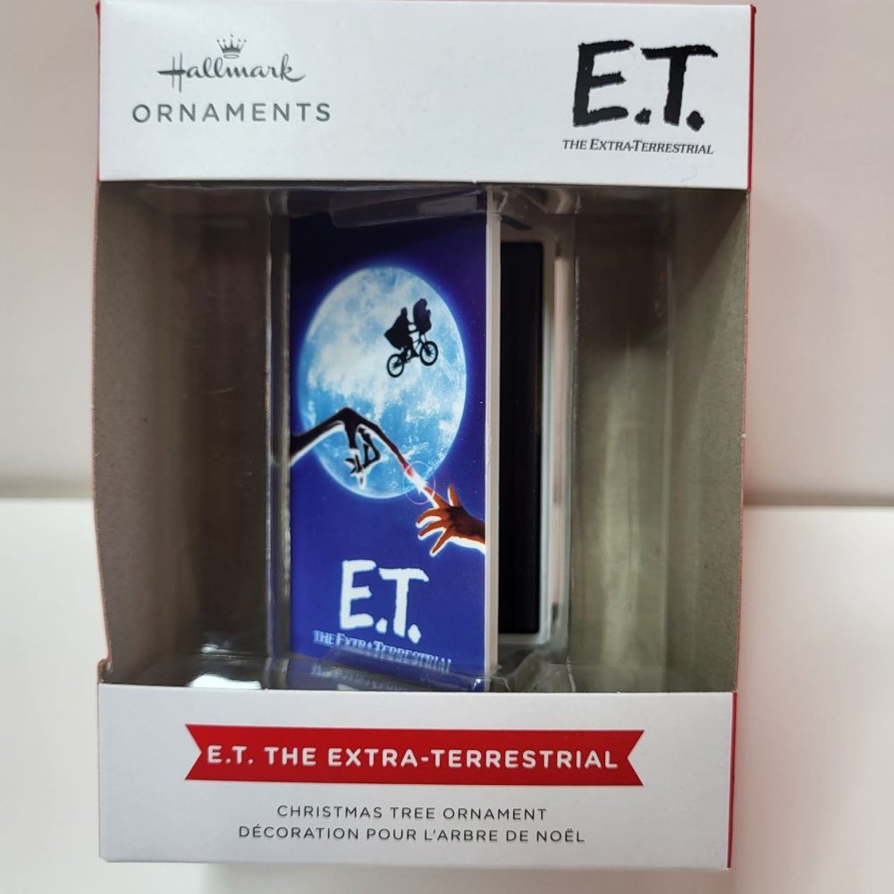 New Hallmark ‎ E.T. The Extra-Terrestrial VHS Tape Christmas Tree Ornament 2022
